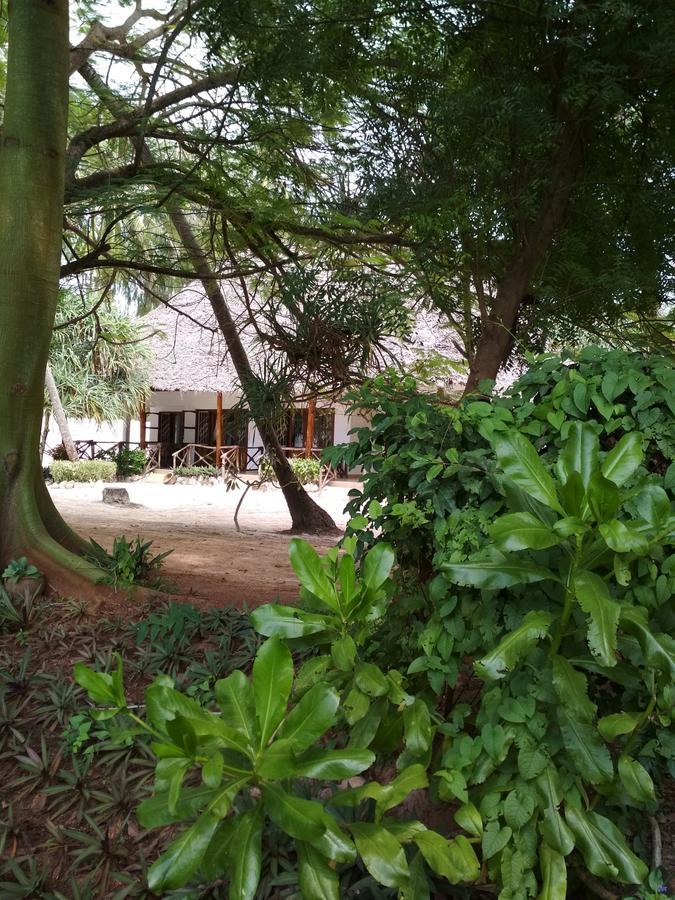 Panga Chumvi Beach Resort マテムウェ エクステリア 写真